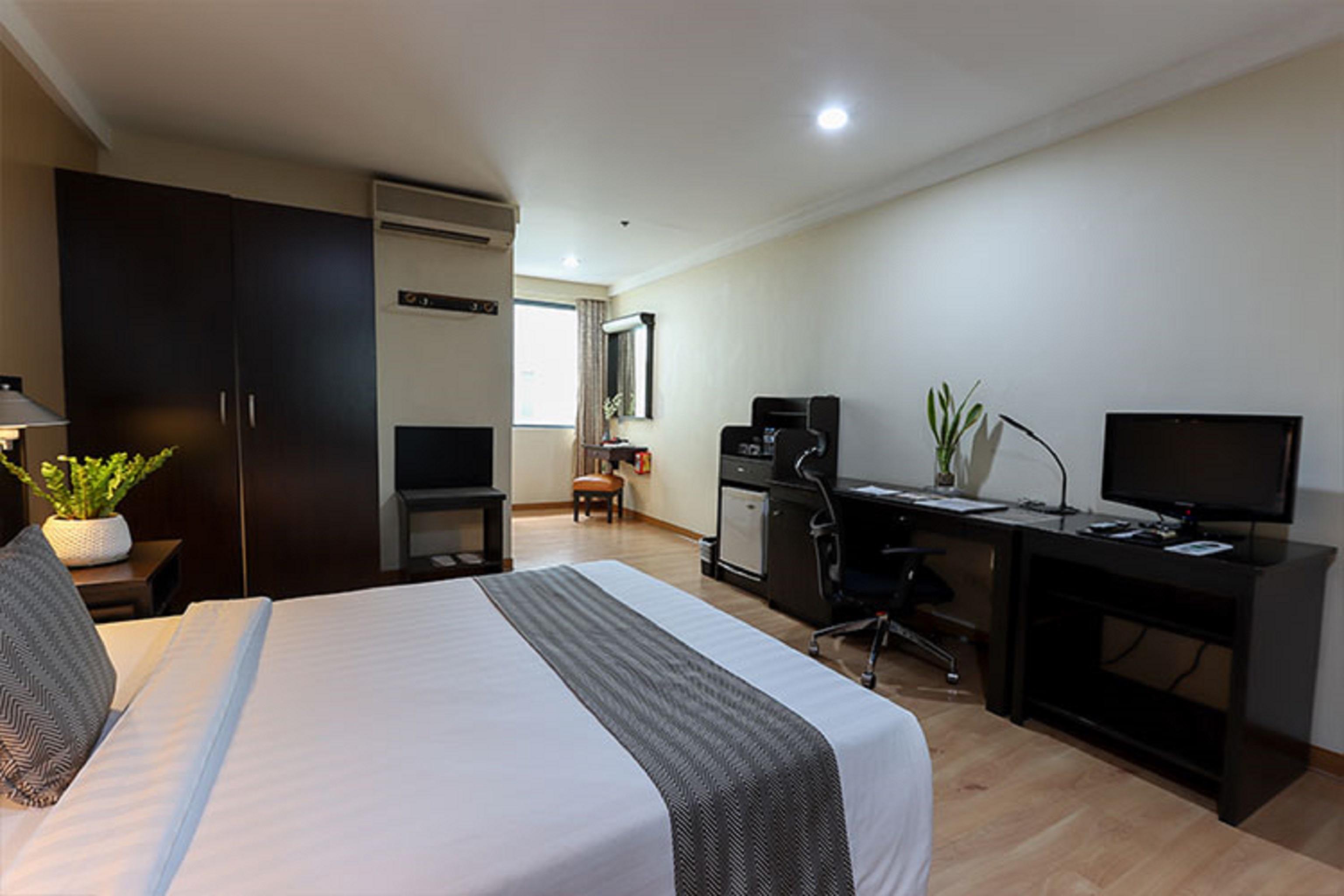 โรงแรมเทคโนพาร์ค ซานตาโรซา ภายนอก รูปภาพ