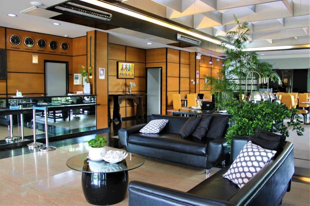 โรงแรมเทคโนพาร์ค ซานตาโรซา ภายนอก รูปภาพ
