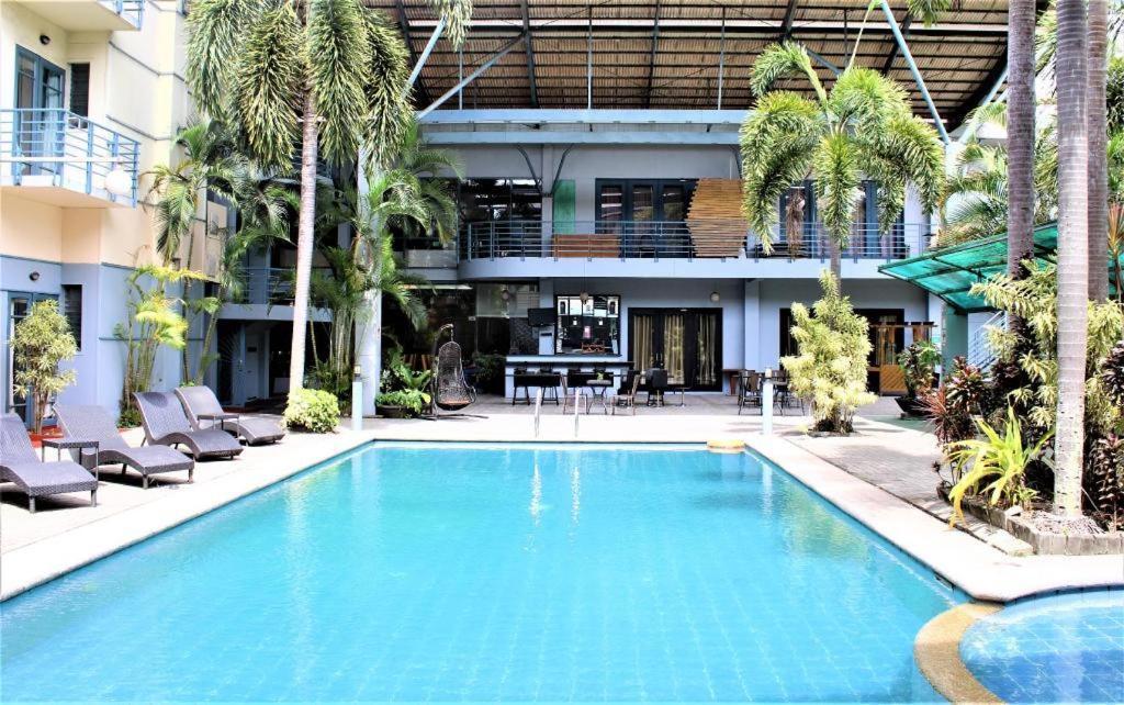 โรงแรมเทคโนพาร์ค ซานตาโรซา ภายนอก รูปภาพ