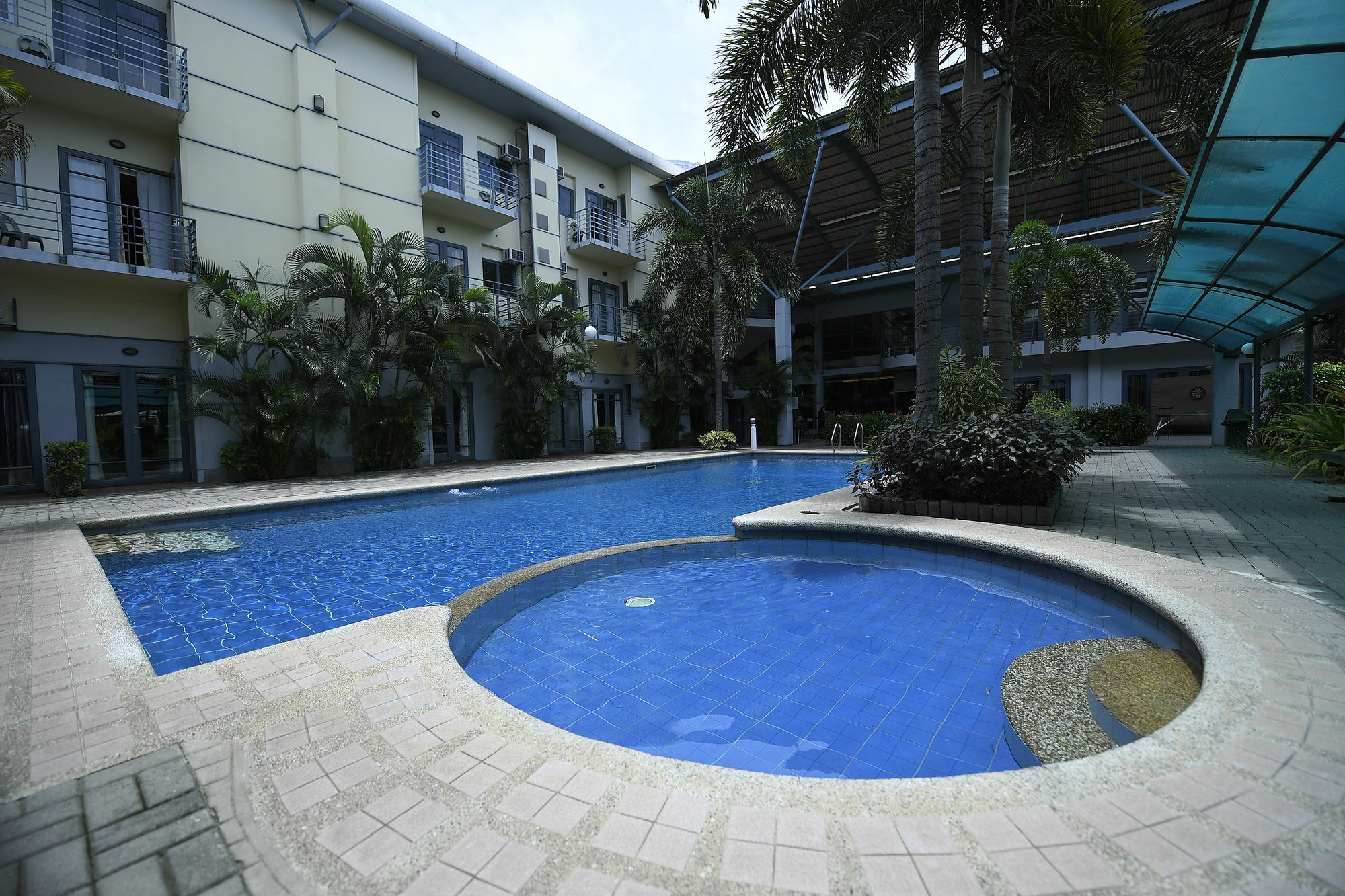 โรงแรมเทคโนพาร์ค ซานตาโรซา ภายนอก รูปภาพ