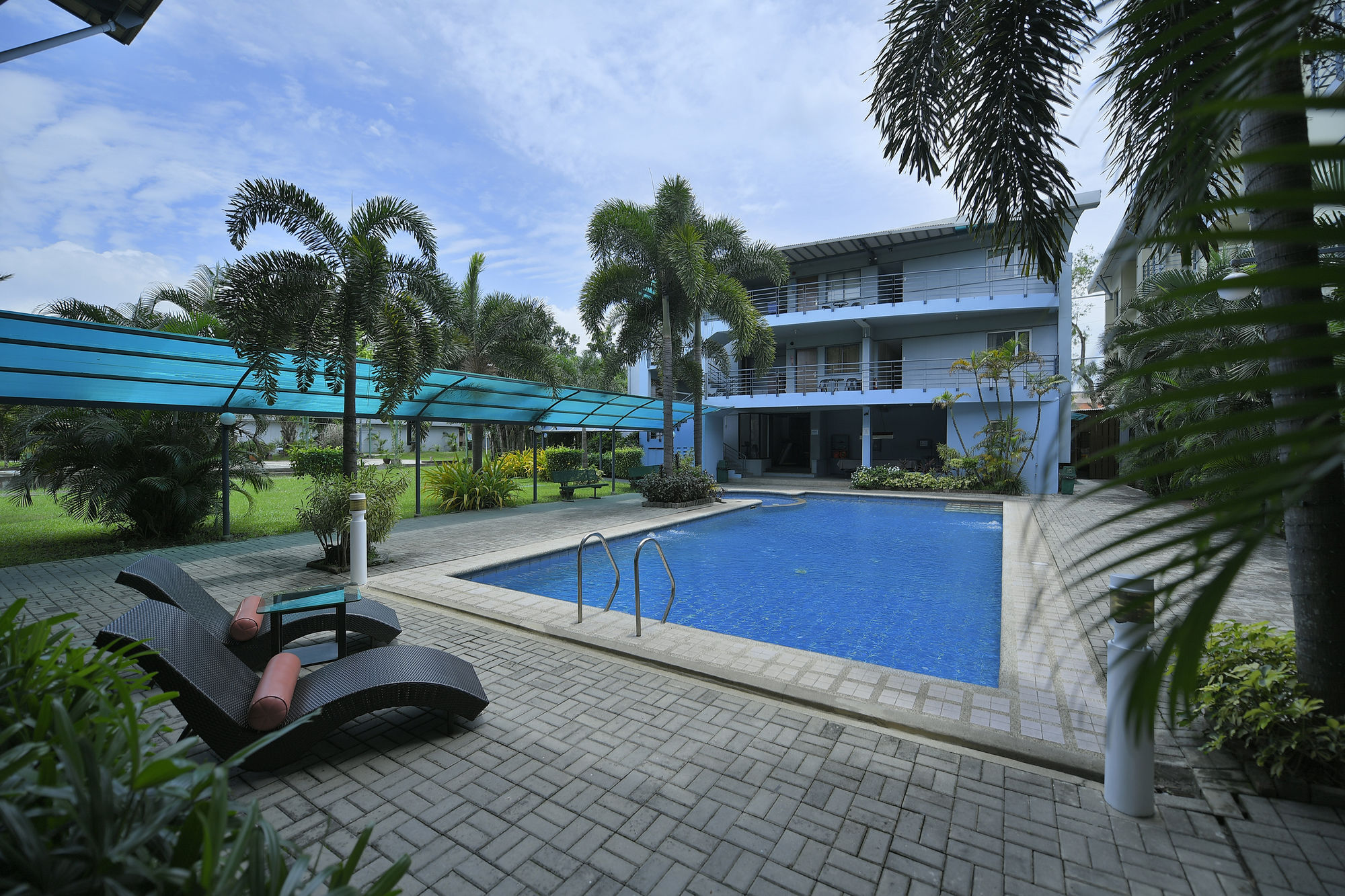 โรงแรมเทคโนพาร์ค ซานตาโรซา ภายนอก รูปภาพ